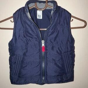 Kids Carter’s Vest size 2T